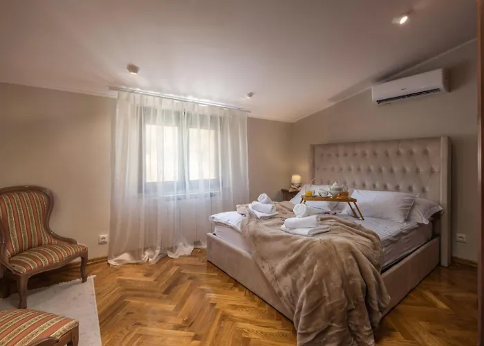 Apartament Adriatic, Enio With Swimming Pool, Panoramic Sew View, Free Parking