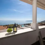 Adriatic, Enio With Swimming Pool, Panoramic Sew View, Free Parking شقة *
