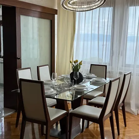 Adriatic, Enio With Swimming Pool, Panoramic Sew View, Free Parking Apartment