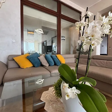 Apartmán Adriatic, Enio With Swimming Pool, Panoramic Sew View, Free Parking Ičići
