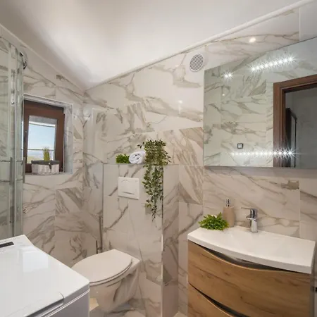 Adriatic, Enio With Swimming Pool, Panoramic Sew View, Free Parking Apartment Icici