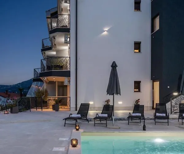 Adriatic, Enio With Swimming Pool, Panoramic Sew View, Free Parking Ičići