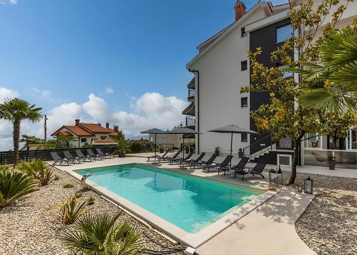Adriatic, Enio With Swimming Pool, Panoramic Sew View, Free Parking *